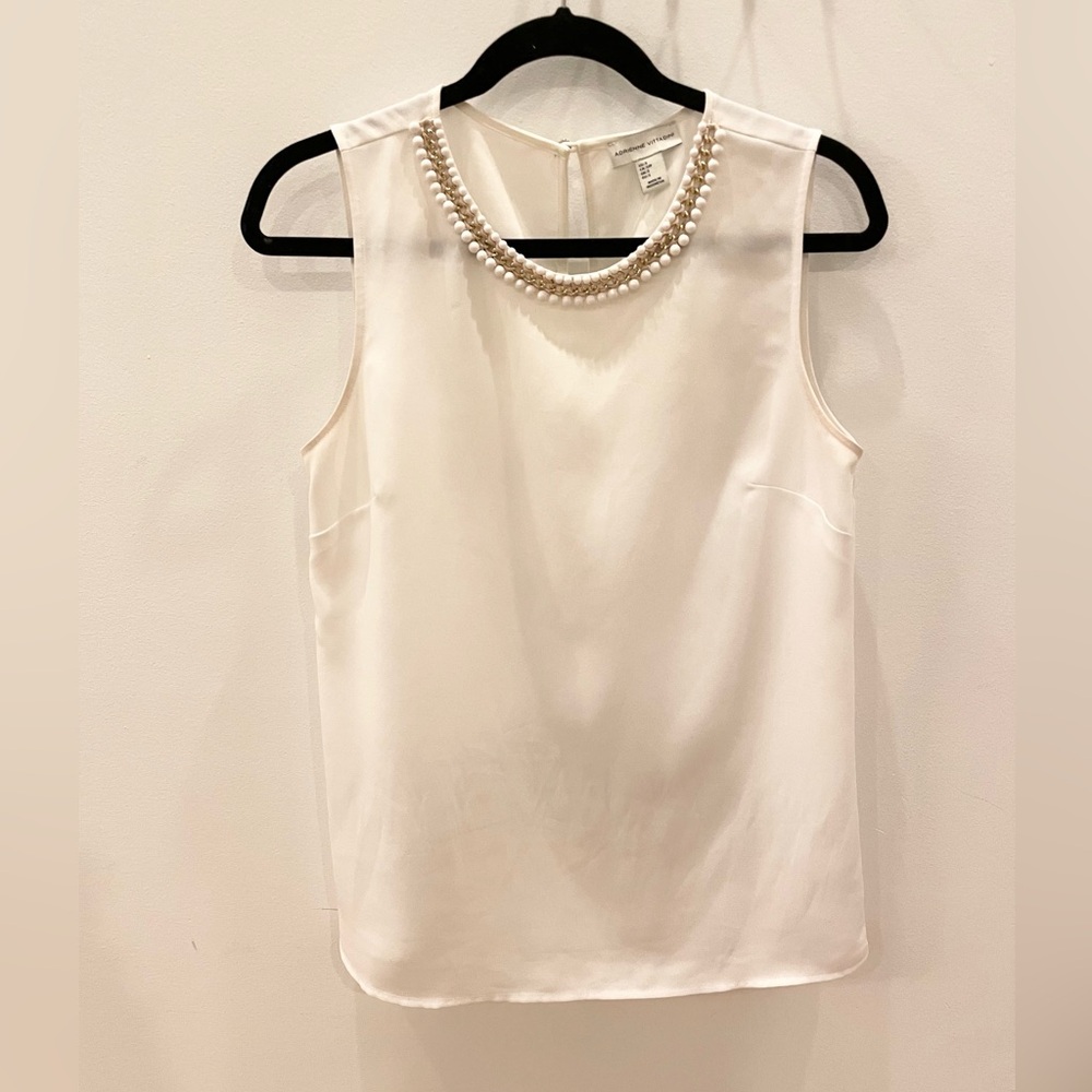 Adrienne Vittadini - Elegant Cream Sleeveless Top with Pearl Detail